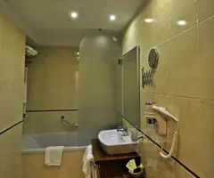AMBASADOR - HOTEL URBAN 4 STELE - Bucuresti, ROMANIA – fotografia 11 din 29