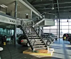SHOWROOM AUTO - Bucuresti, ROMANIA – fotografia 3 din 11